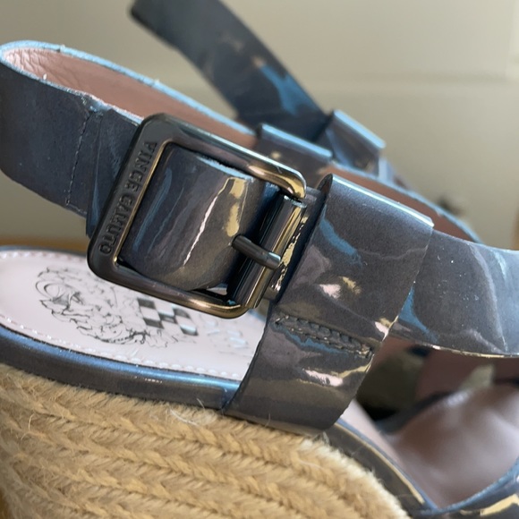 Vince Camuto sandals size 7 gray - Picture 12 of 12